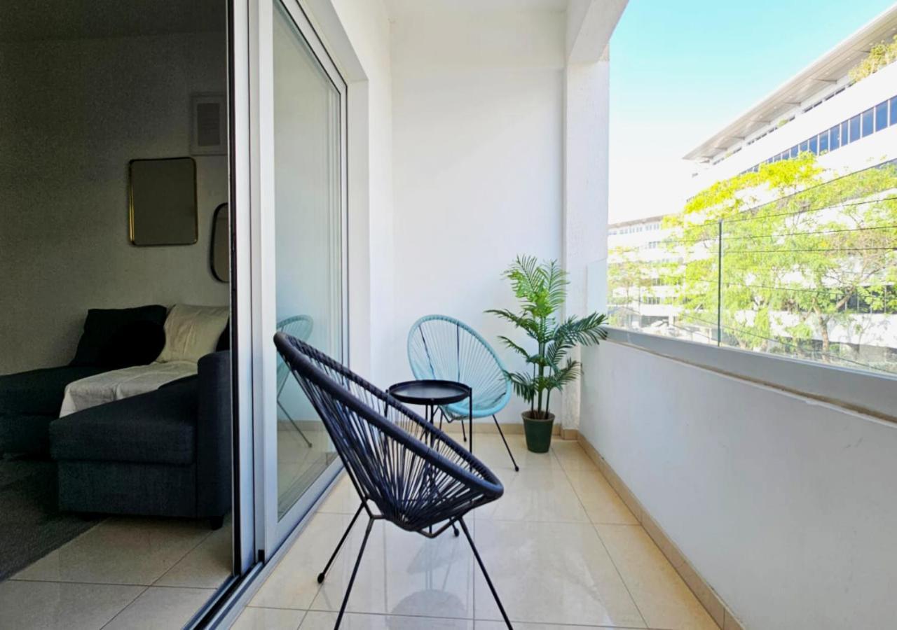 Phaedrus Living: City Centre Luxury Flat Esperidon 201 Nicosia Esterno foto
