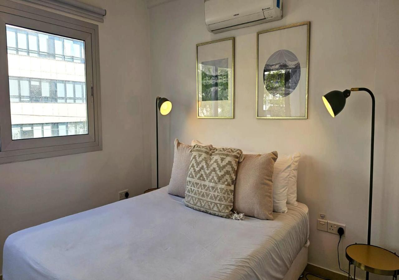 Phaedrus Living: City Centre Luxury Flat Esperidon 201 Nicosia Esterno foto