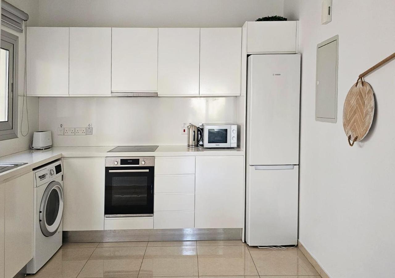 Phaedrus Living: City Centre Luxury Flat Esperidon 201 Nicosia Esterno foto